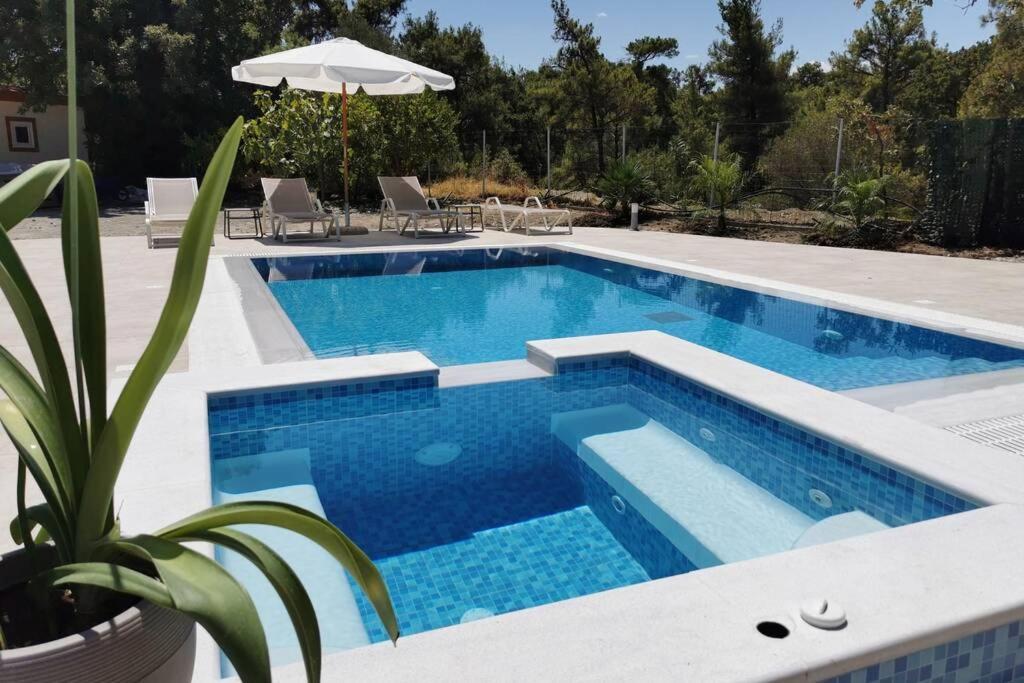 Fiore Di Rodi - Private Pool, Jacuzzi And Barbecue Ιαλυσός Ρόδος Εξωτερικό φωτογραφία