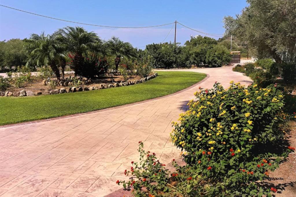 Fiore Di Rodi - Private Pool, Jacuzzi And Barbecue Ιαλυσός Ρόδος Εξωτερικό φωτογραφία